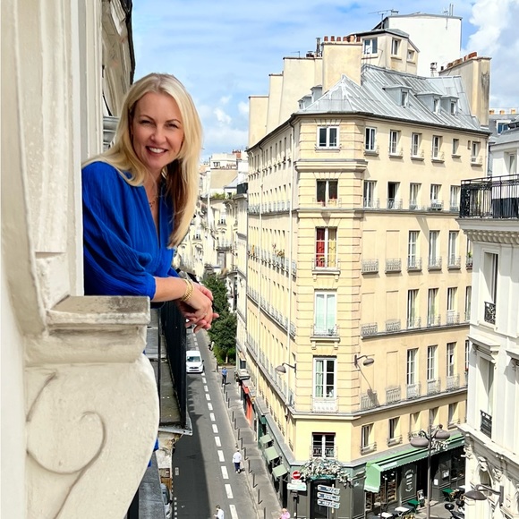 Meet your Posher, Wendy - Picture 2 of 4